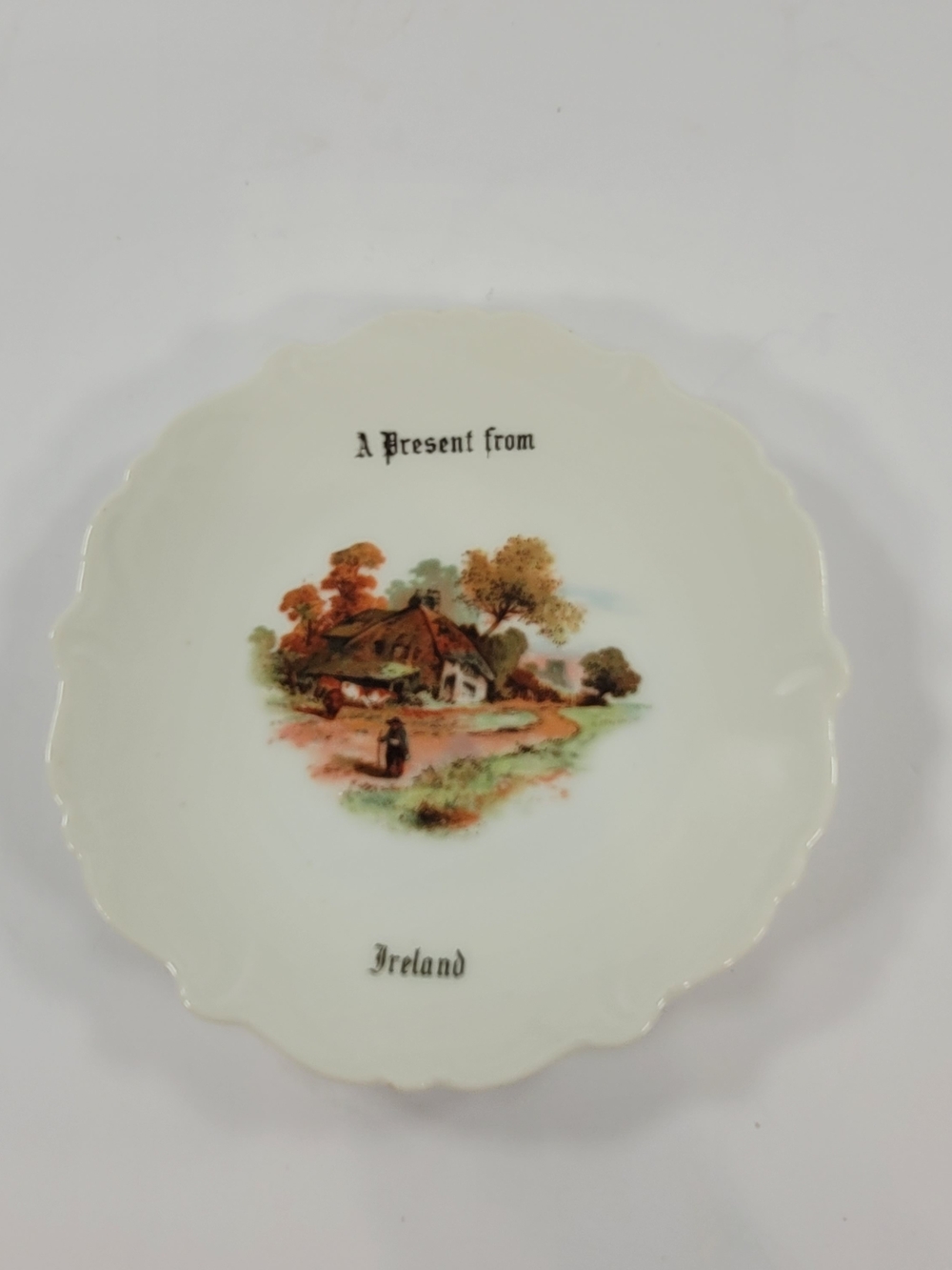Vintage Irish Cottage Souvenir Plate Present From Ireland
